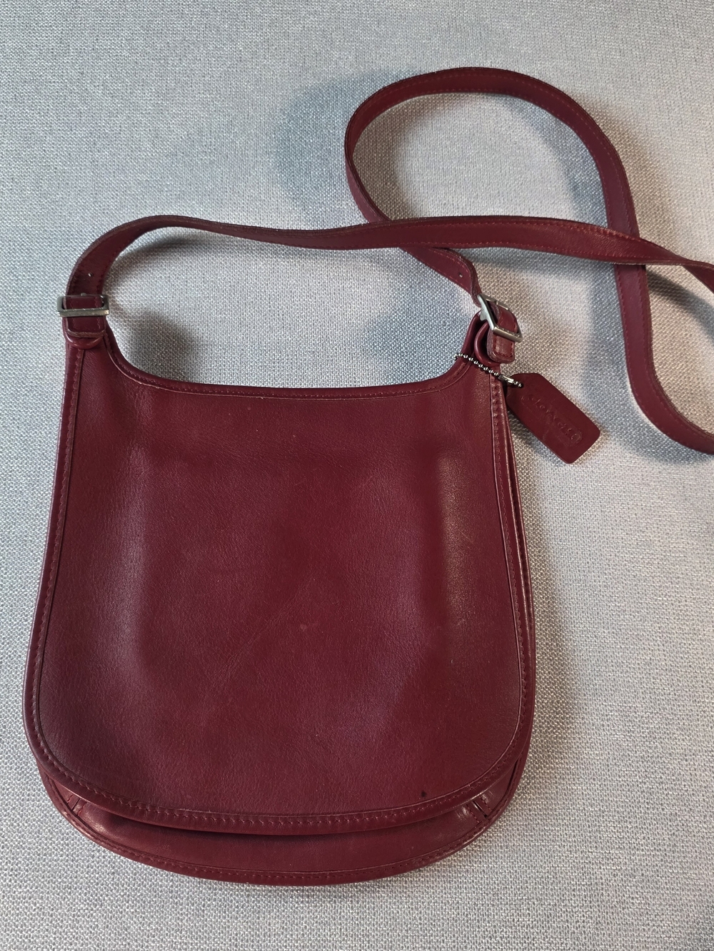 Vintage Y2K Coach Red Leather Crossbody Bag